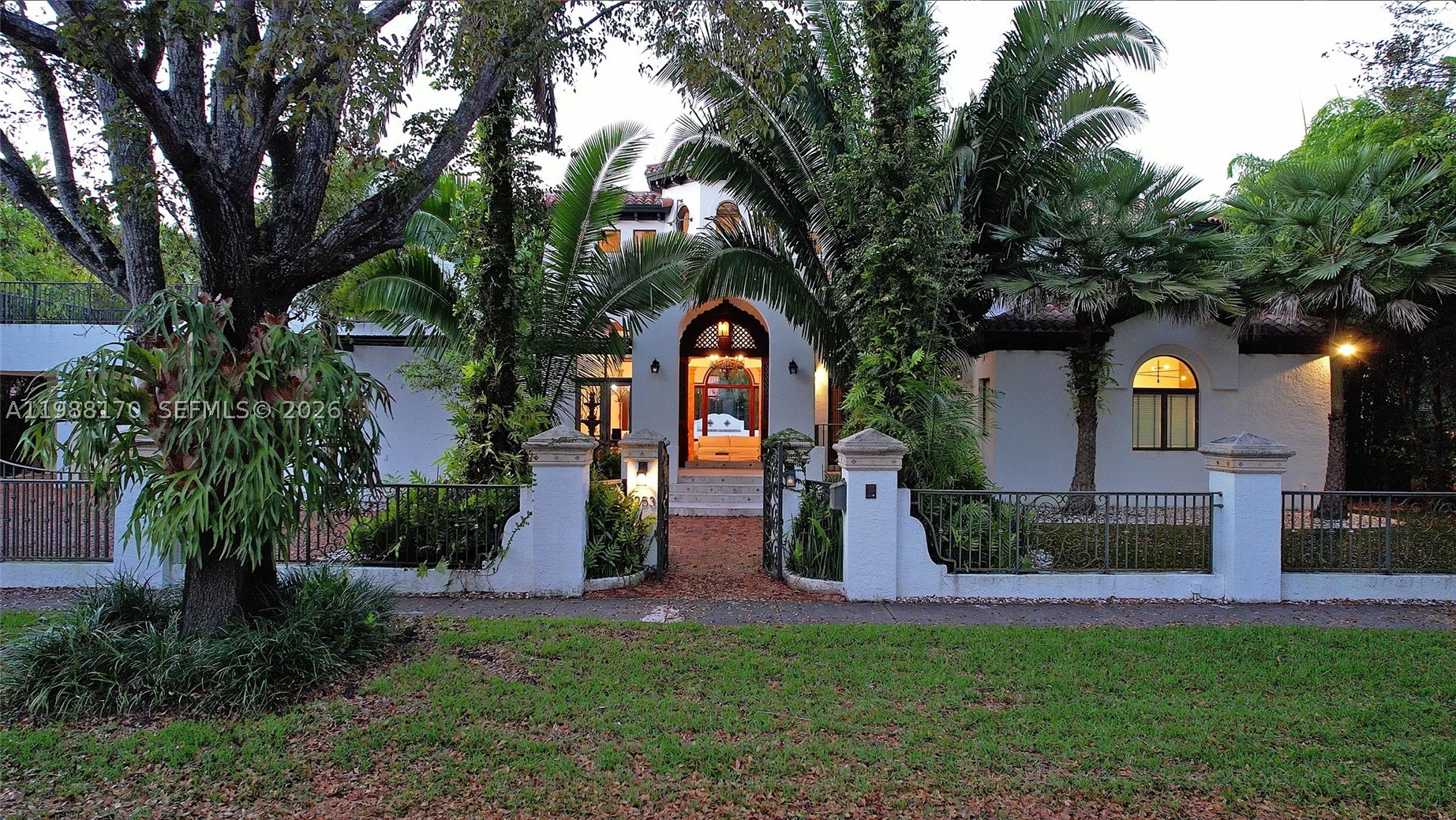 1253 Sorolla Ave
