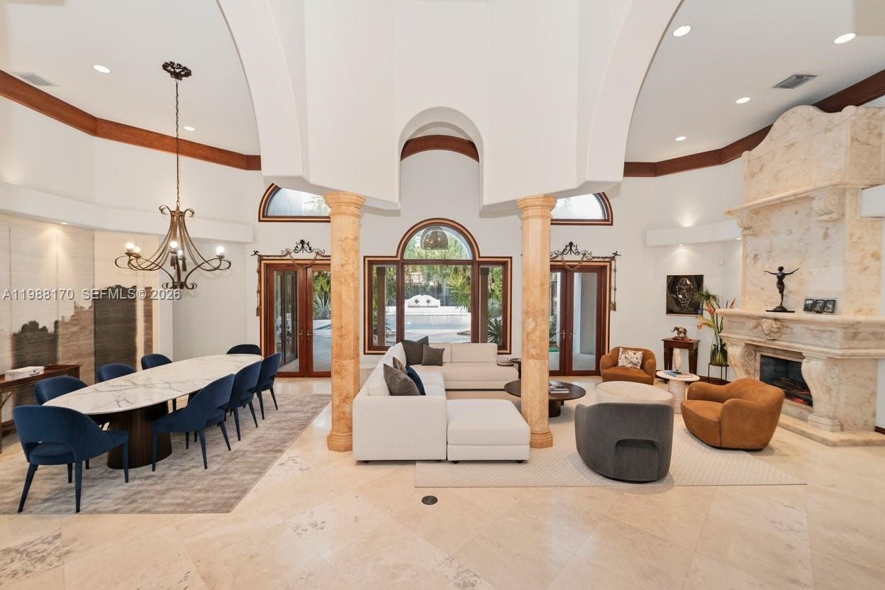 CORAL GABLES SEC E - Residential