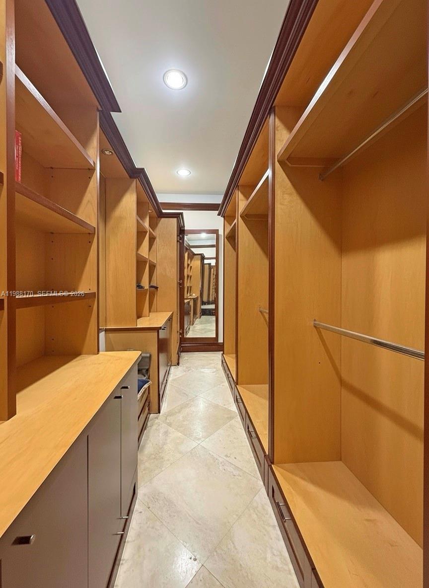 CORAL GABLES SEC E - Residential