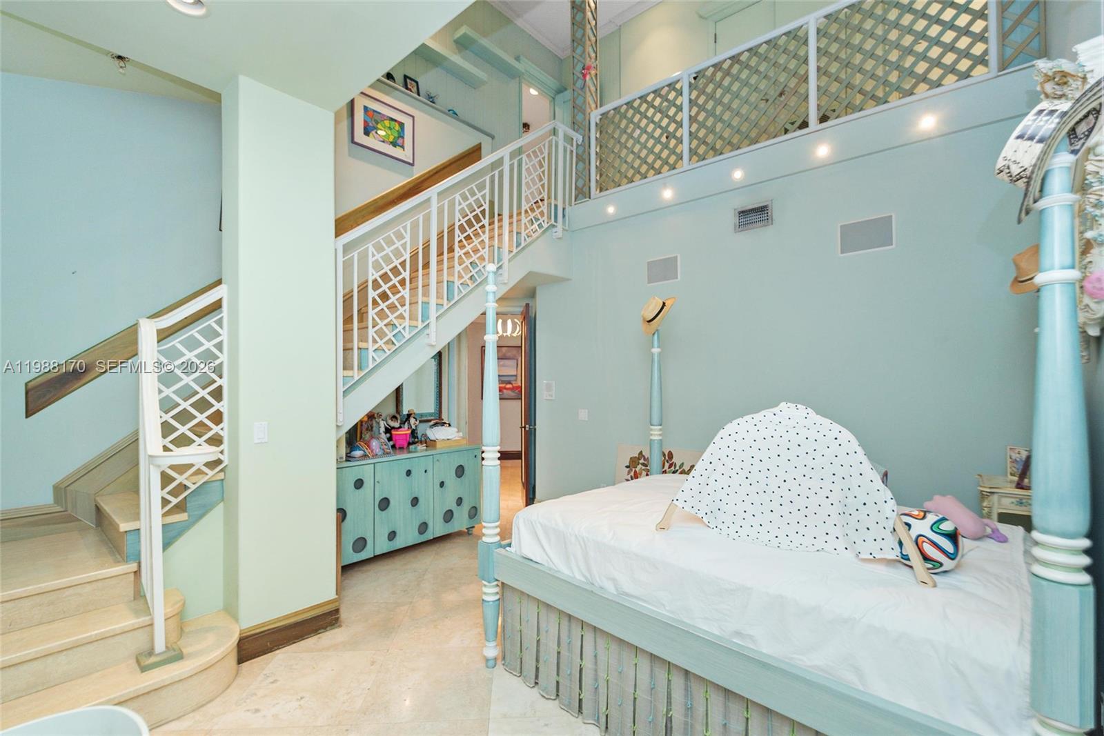 CORAL GABLES SEC E - Residential