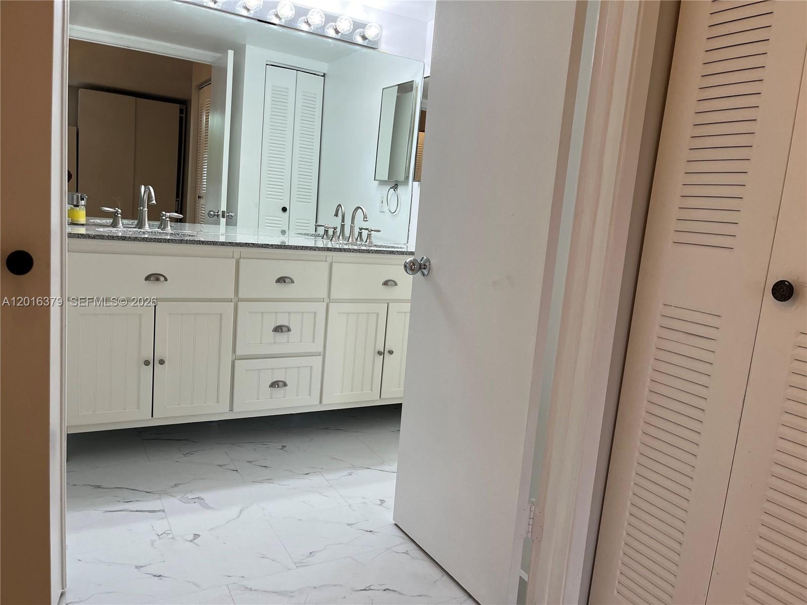 PARC CENTRAL AVENTURA EAS - Residential