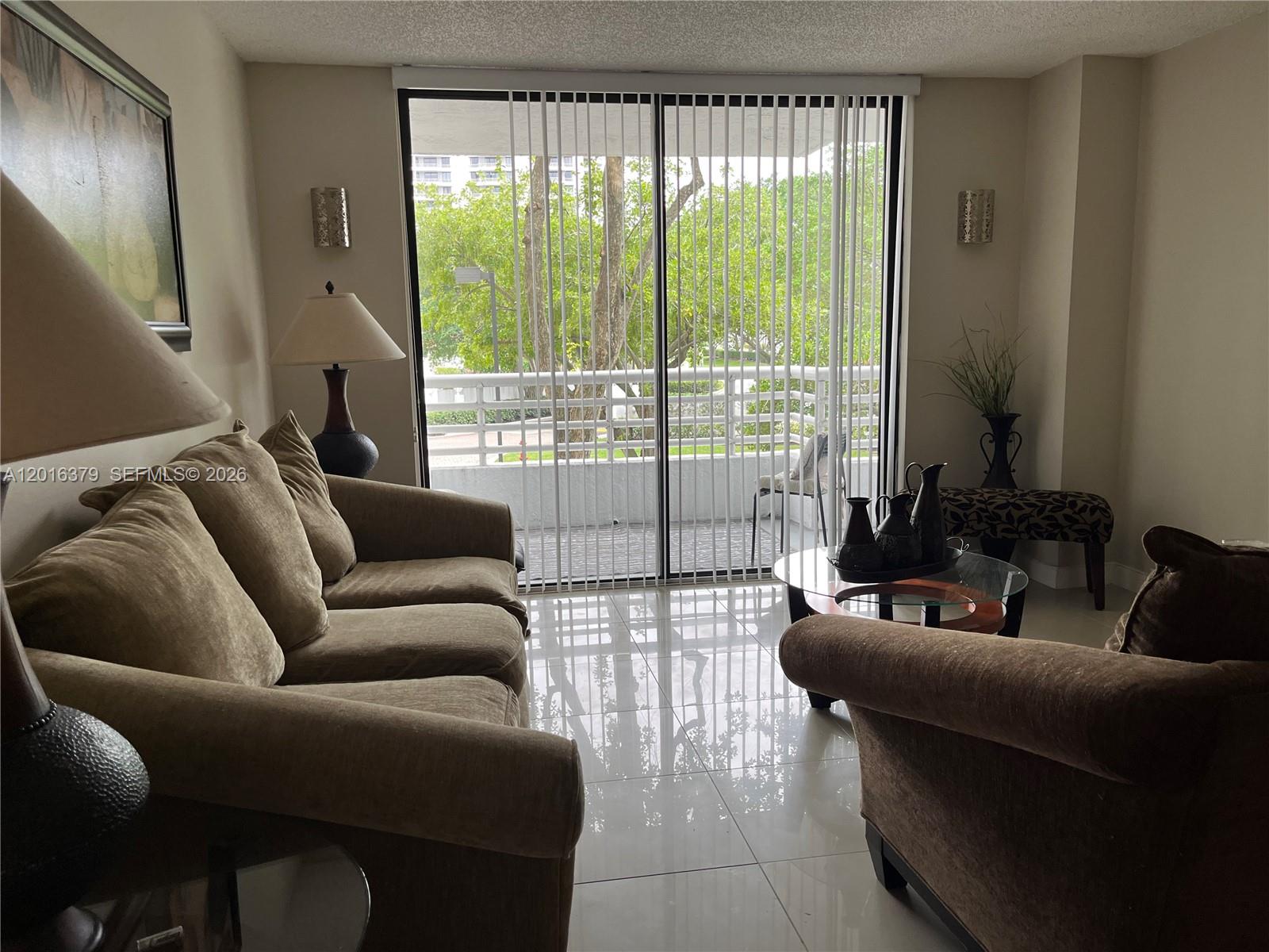 PARC CENTRAL AVENTURA EAS - Residential