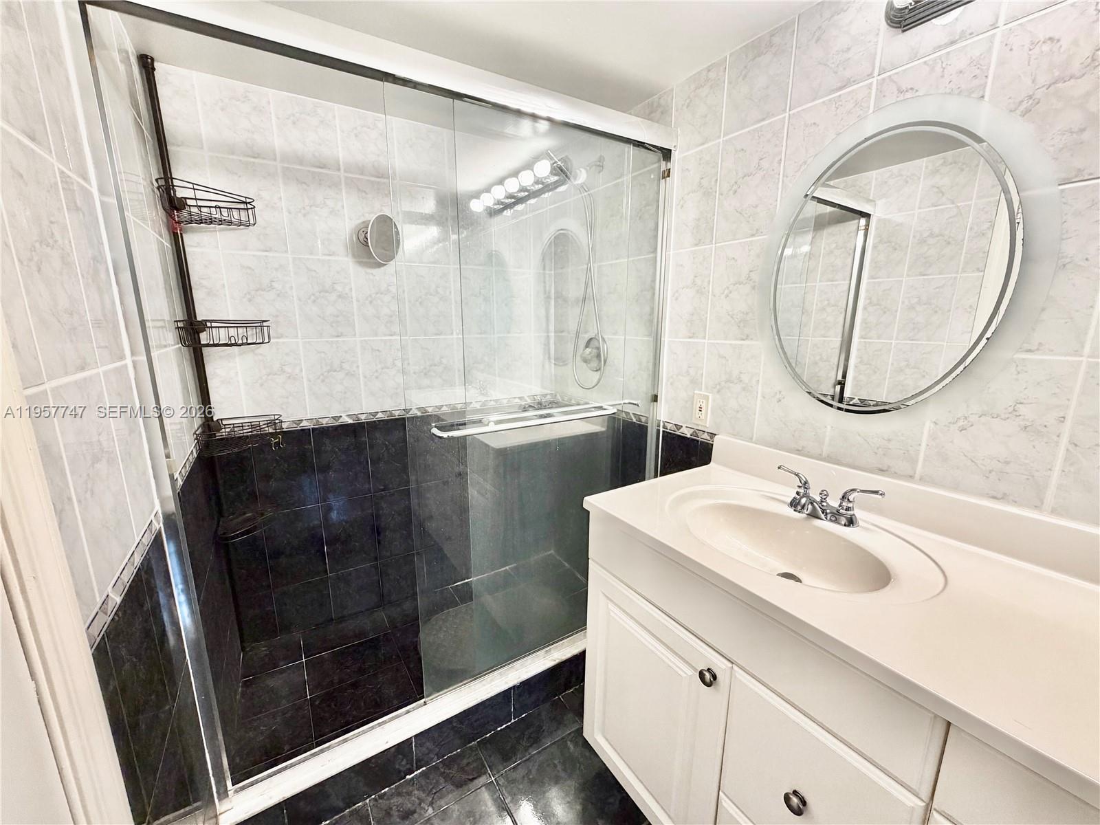 VENETIAN PARK V CONDO - Residential