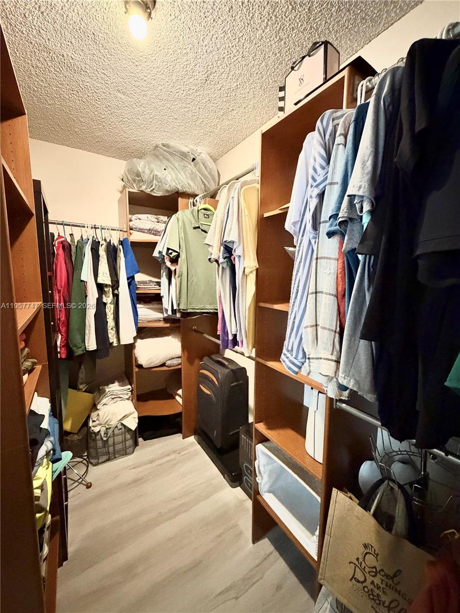 VENETIAN PARK V CONDO - Residential