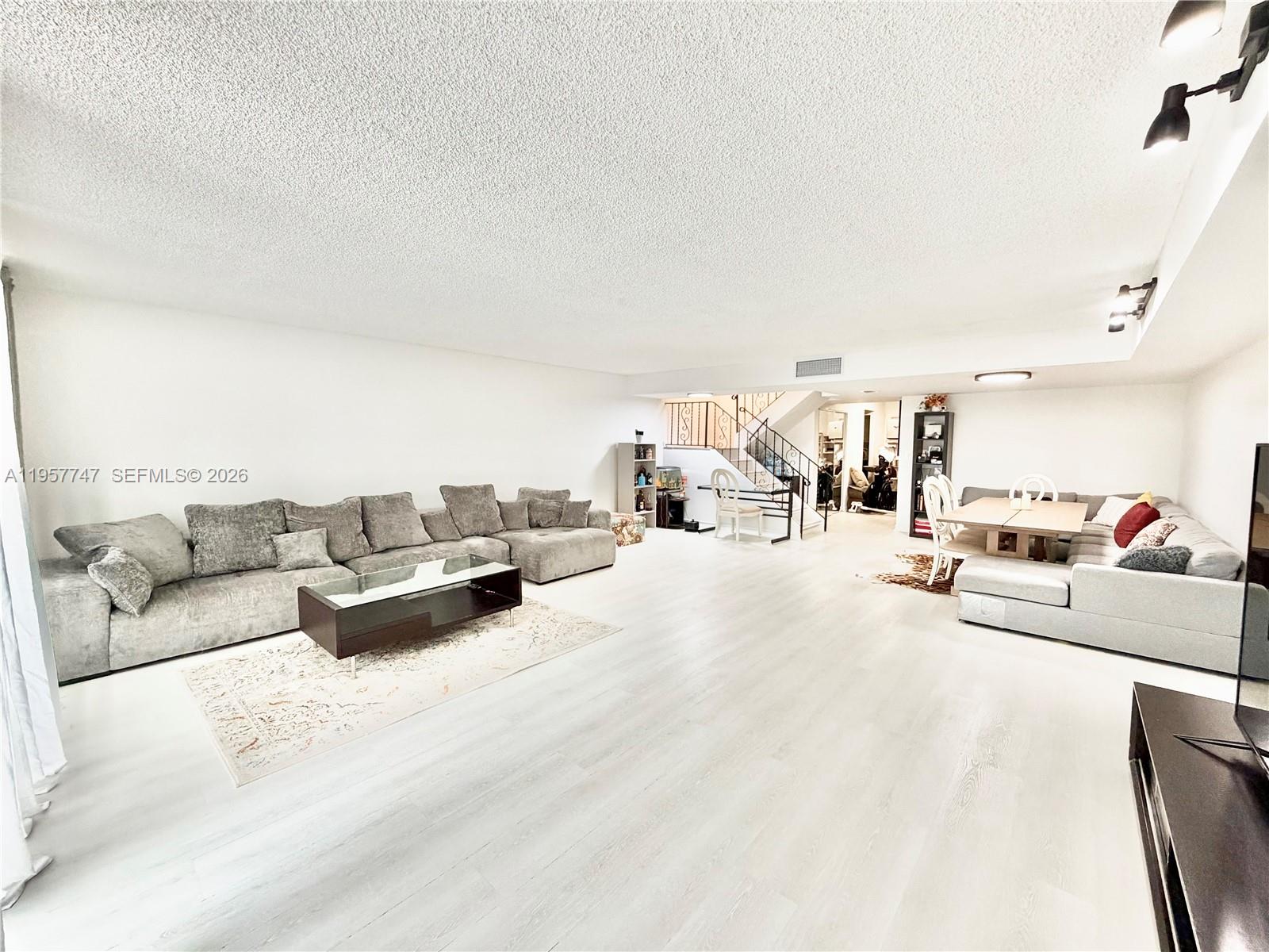 VENETIAN PARK V CONDO - Residential