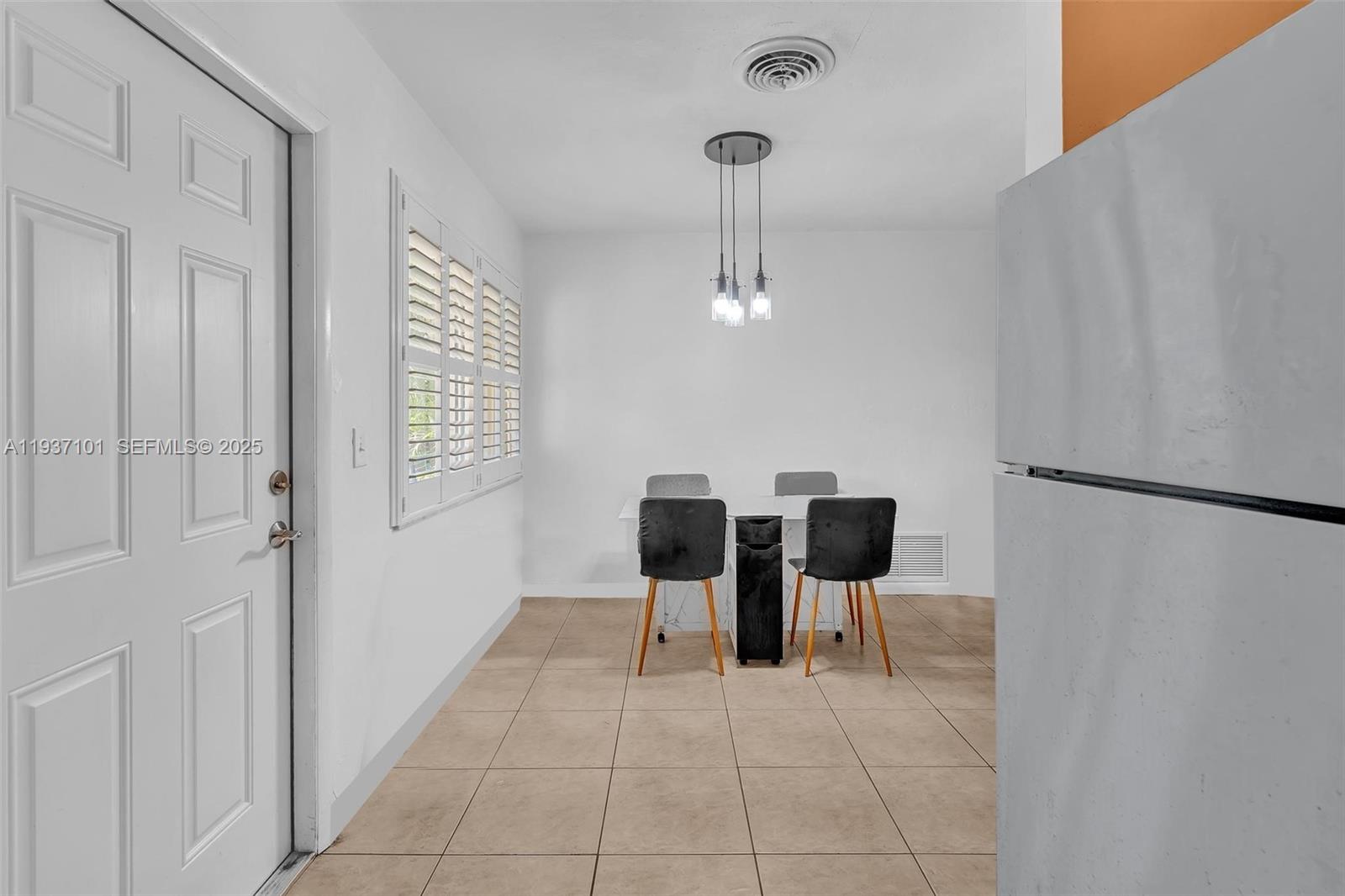 SEACREST ESTATES - Residential Income