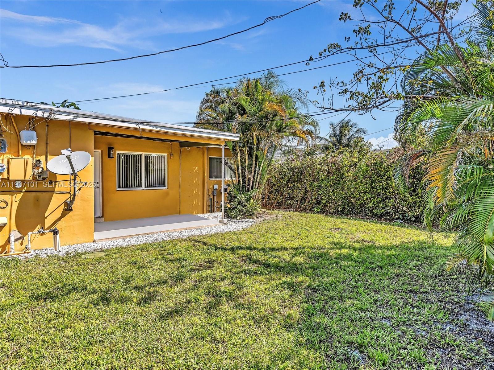 SEACREST ESTATES - Residential Income