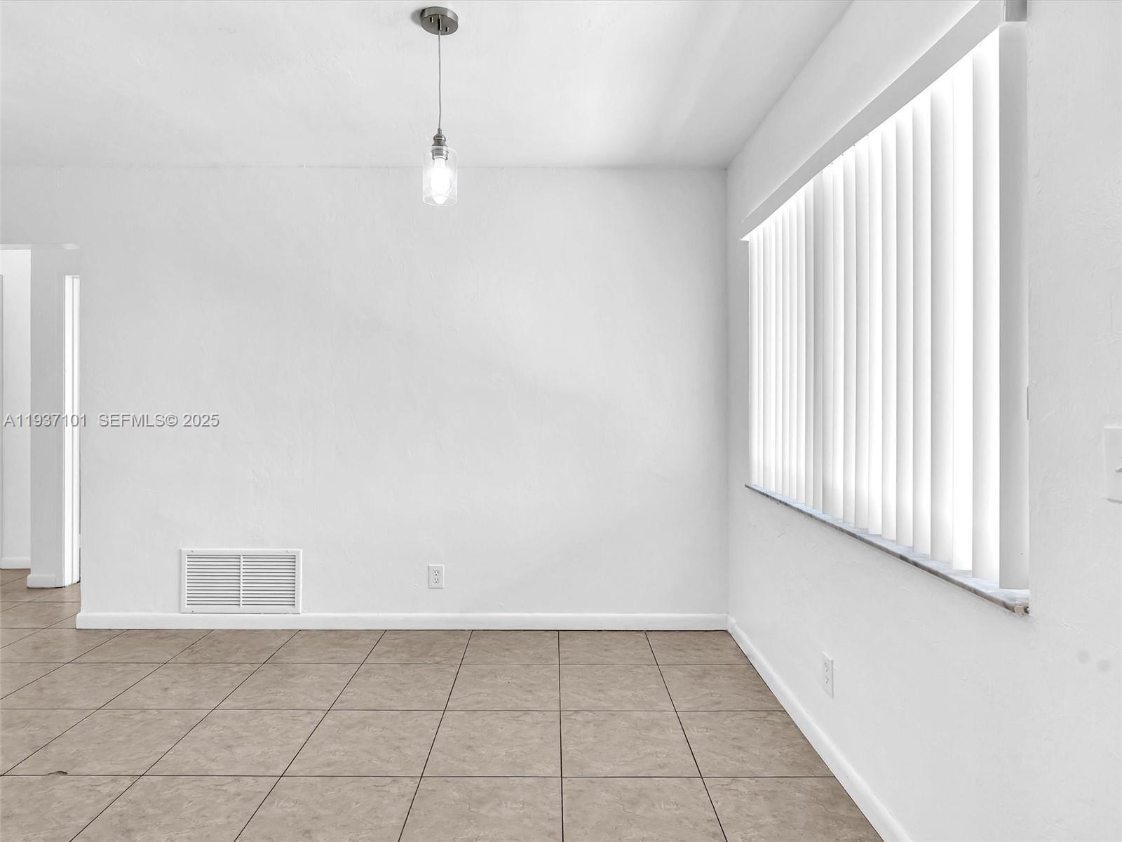 SEACREST ESTATES - Residential Income