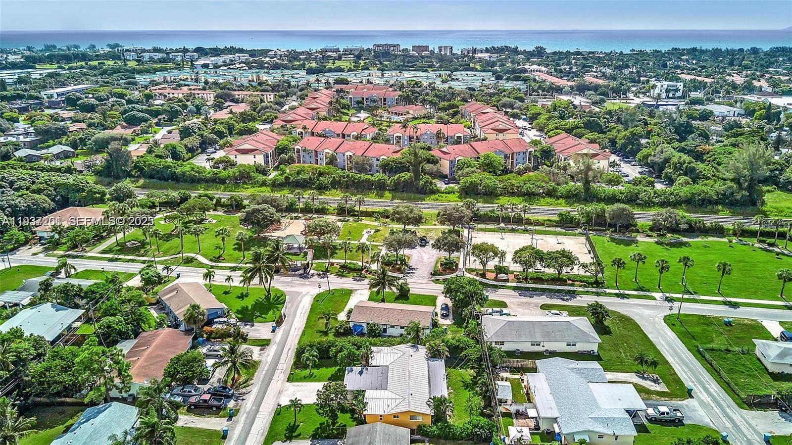 SEACREST ESTATES - Residential Income