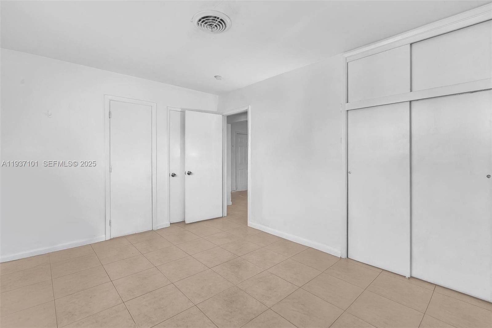 SEACREST ESTATES - Residential Income