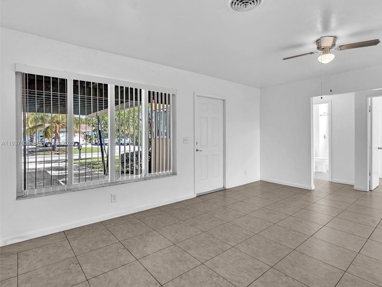 SEACREST ESTATES - Residential Income