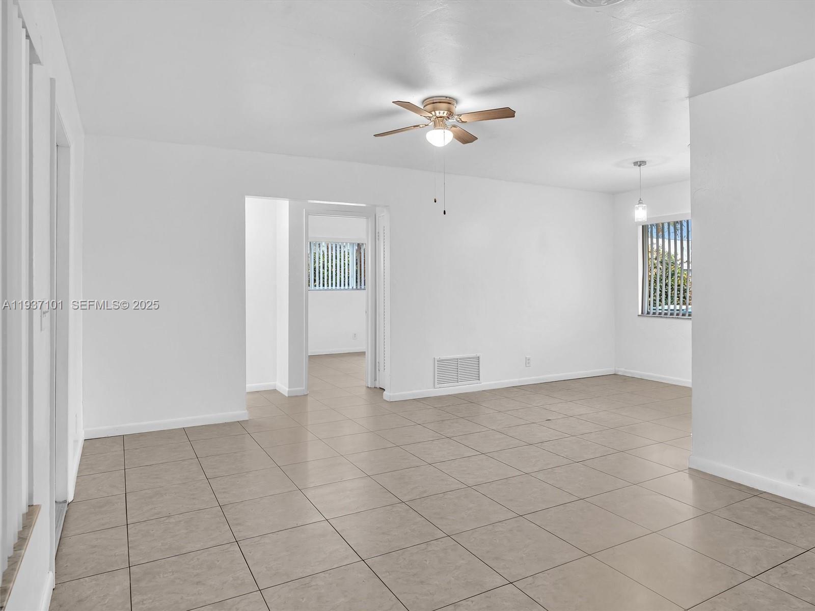 SEACREST ESTATES - Residential Income