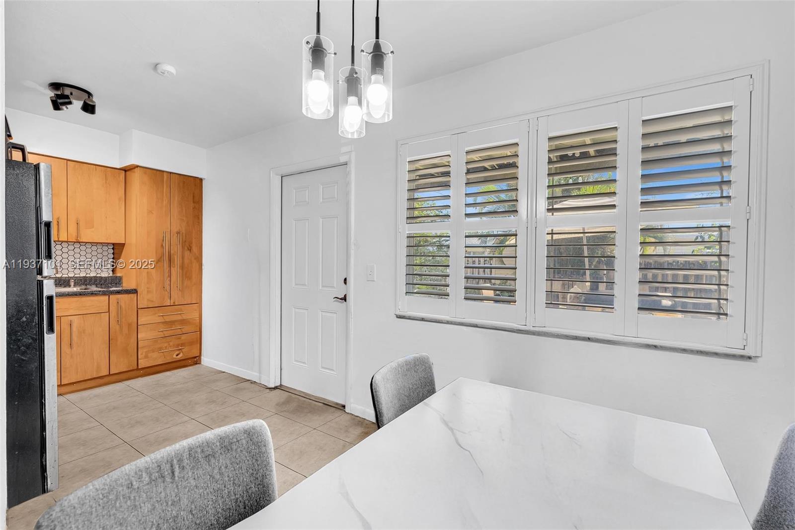 SEACREST ESTATES - Residential Income