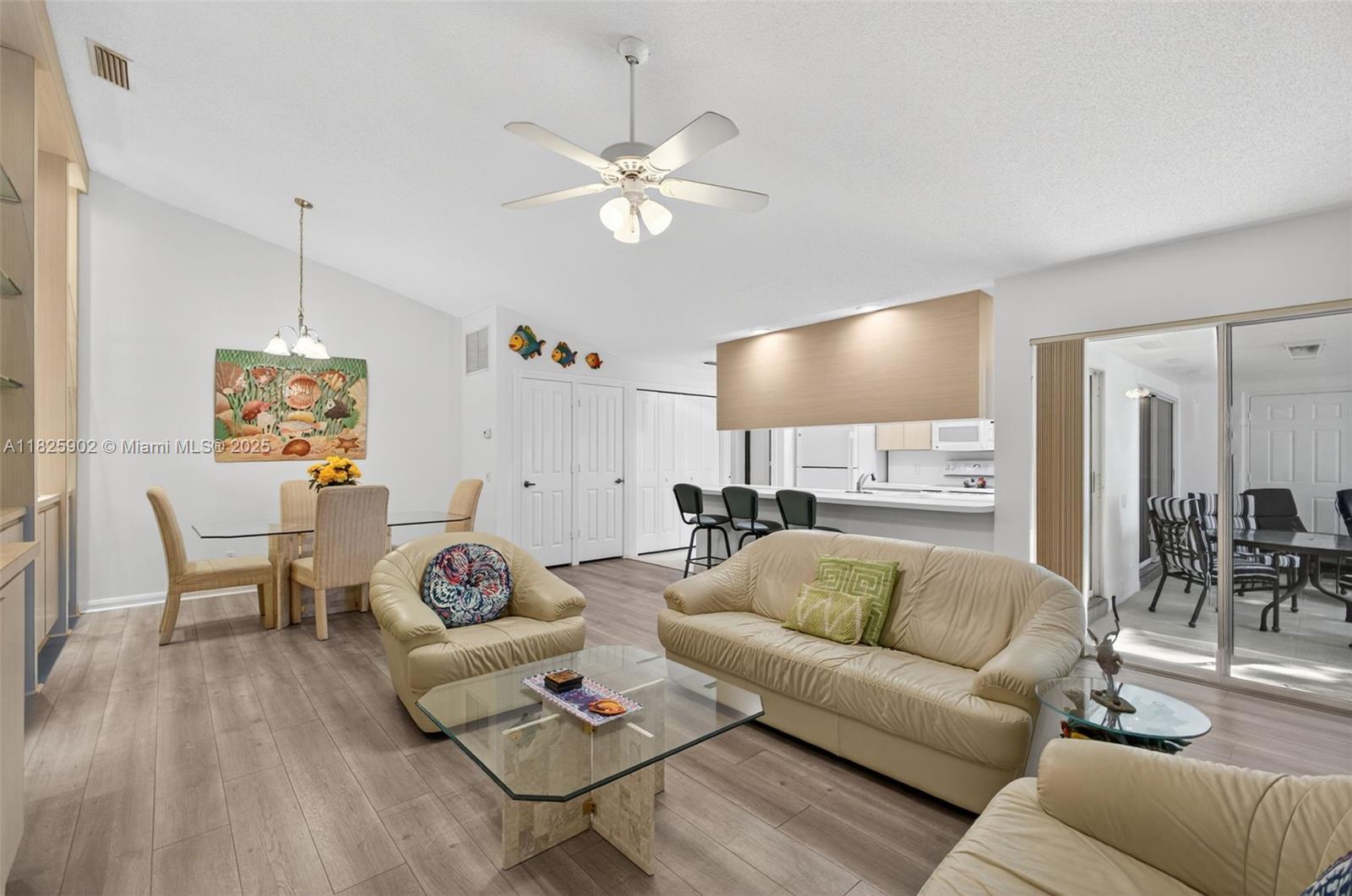 OAKS-SUNTERRACE 3 - Residential Lease