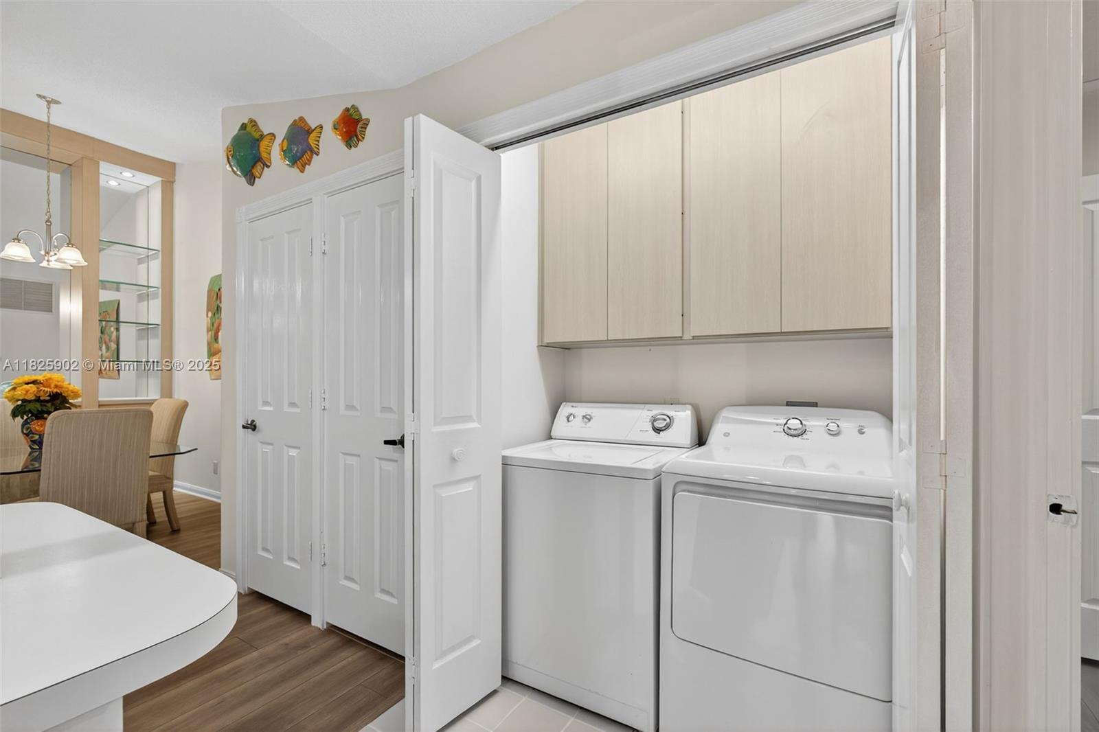 OAKS-SUNTERRACE 3 - Residential Lease