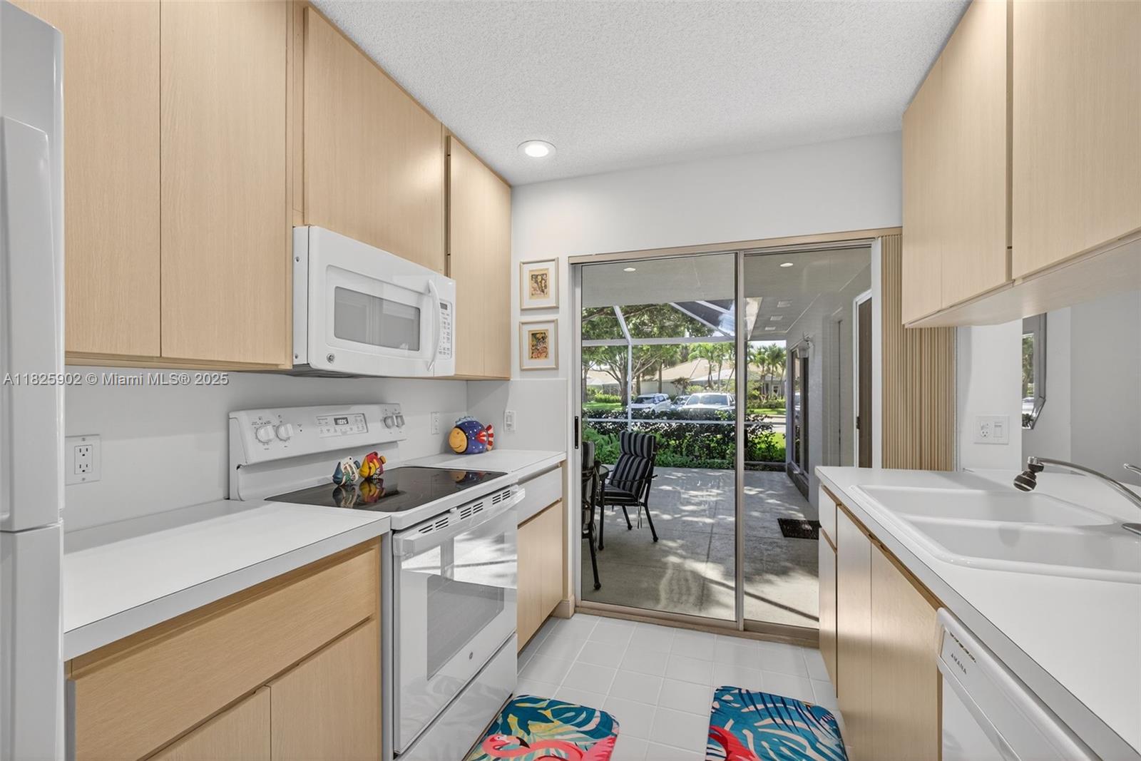 OAKS-SUNTERRACE 3 - Residential Lease