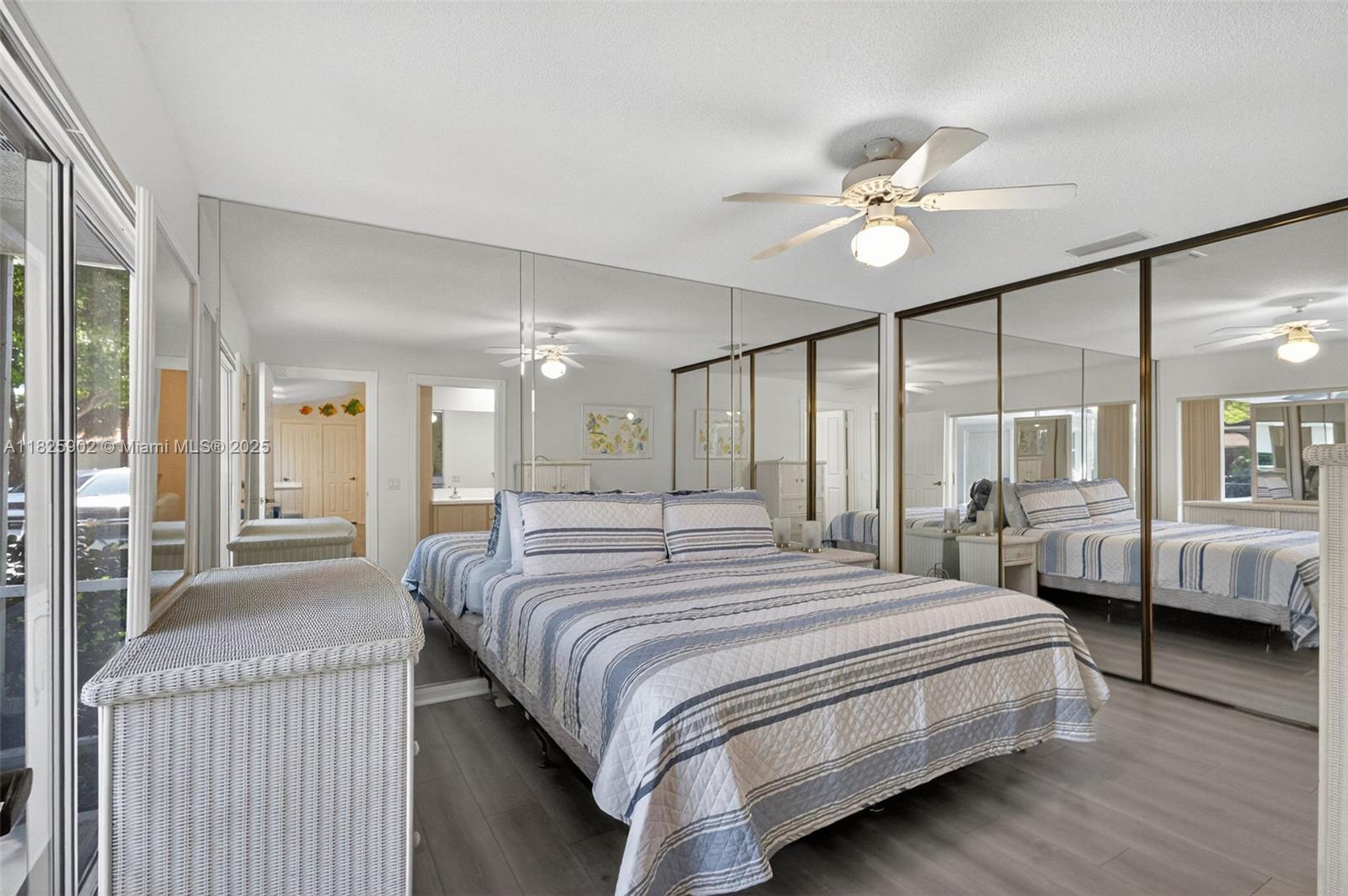 OAKS-SUNTERRACE 3 - Residential Lease