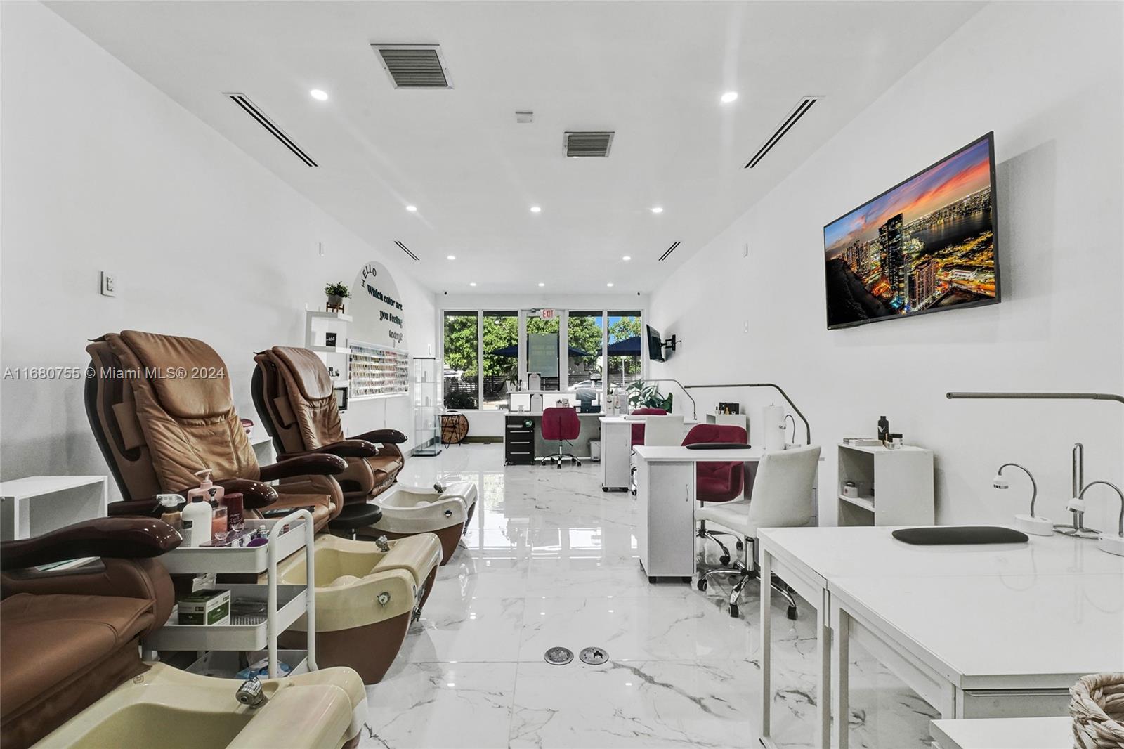Thoughtfully designed for both efficiency and comfort, this compact space offers a welcoming environment, complete with essential fixtures and equipment for a smooth, hassle-free opening. The lease is set at $6,500 per month (NNN) with key money required. Positioned in a high-traffic area, the salon enjoys excellent visibility and accessibility, making it perfect for attracting a consistent clientele. Don’t miss out on securing this turnkey nail salon in the vibrant, fast-growing Buena Vista/Design District area of Miami. Parking is available on a first-come, first-served basis.
