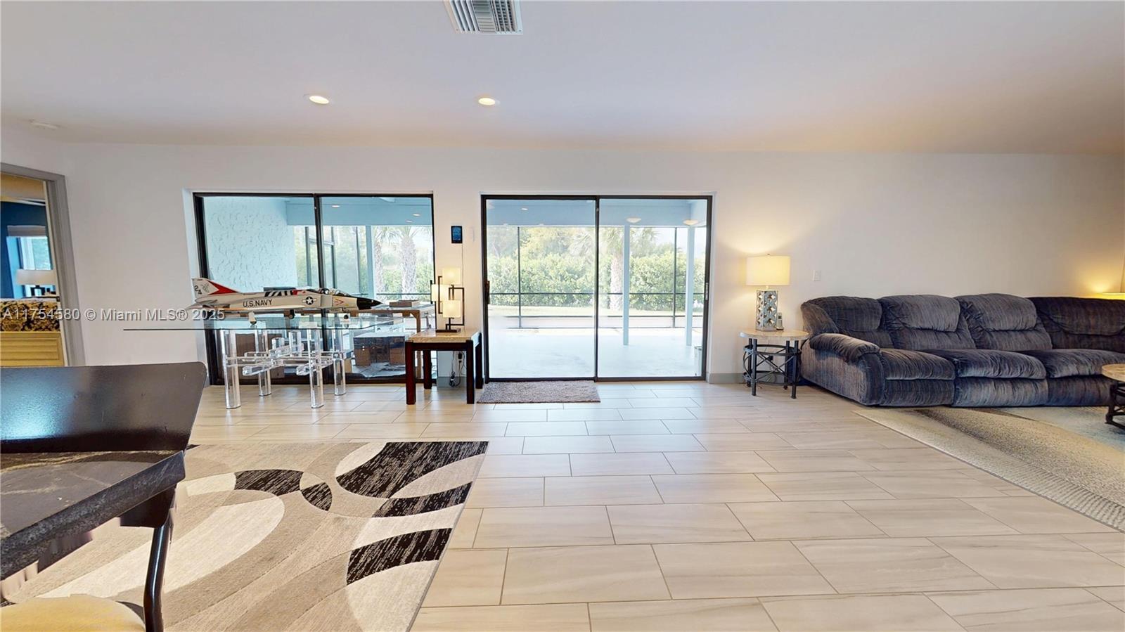 COCO WOOD LAKES SEC 2 - Residential