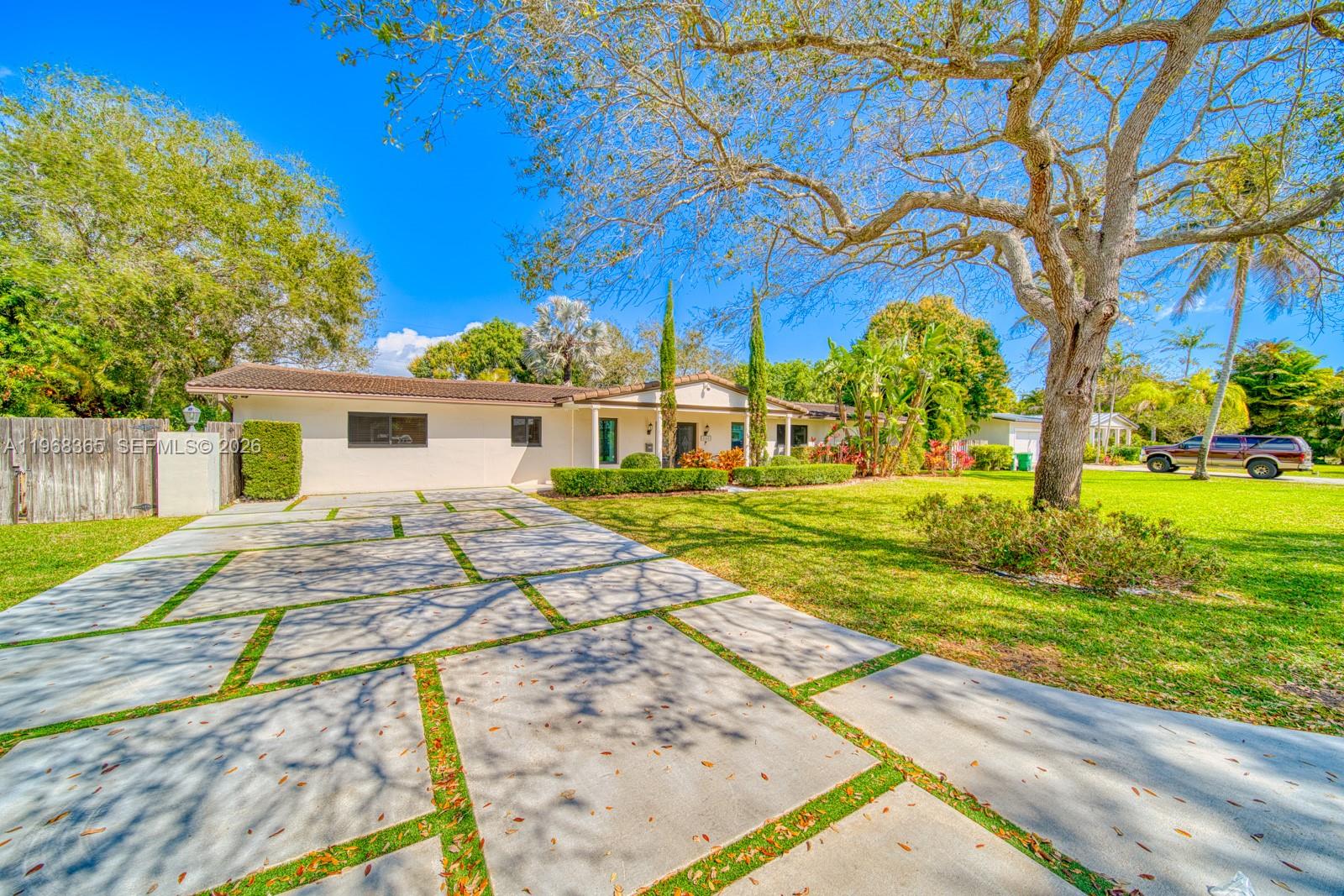 MANGOWOOD - Residential