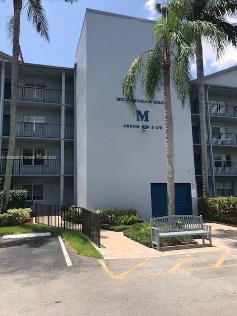 BUCKINGHAM EAST AT CENTUR - Residential