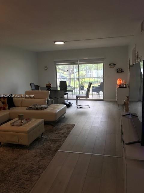 BUCKINGHAM EAST AT CENTUR - Residential