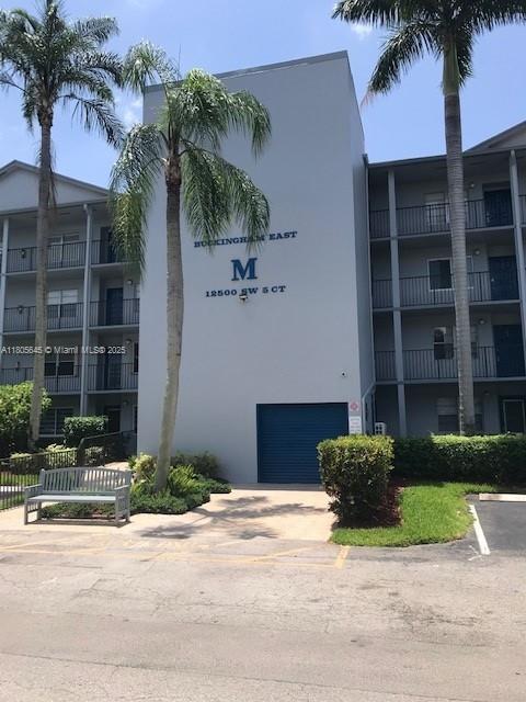 BUCKINGHAM EAST AT CENTUR - Residential