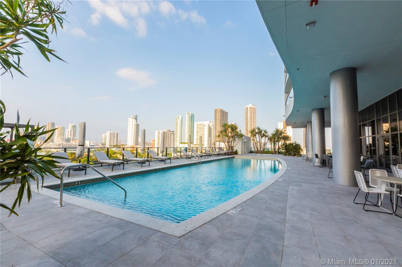 CANVAS CONDO - Residential Lease