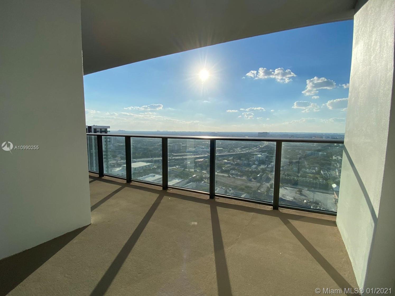 CANVAS CONDO - Residential Lease