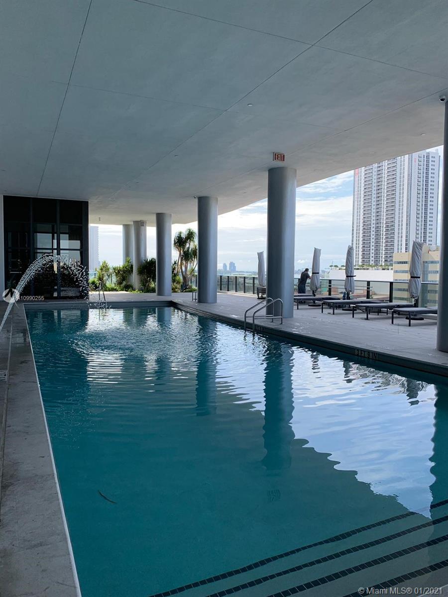 CANVAS CONDO - Residential Lease
