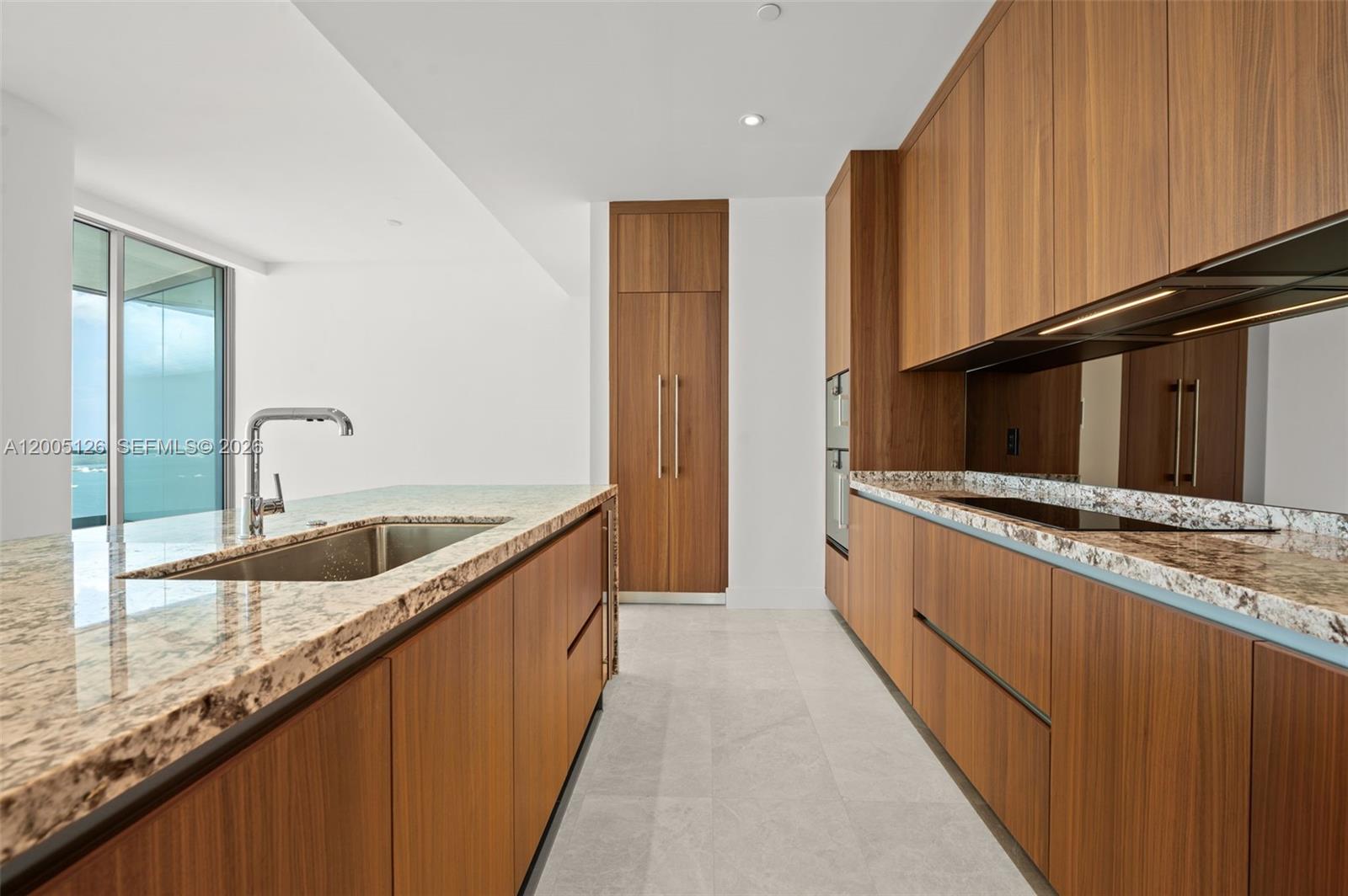 UNA RESIDENCES - Residential