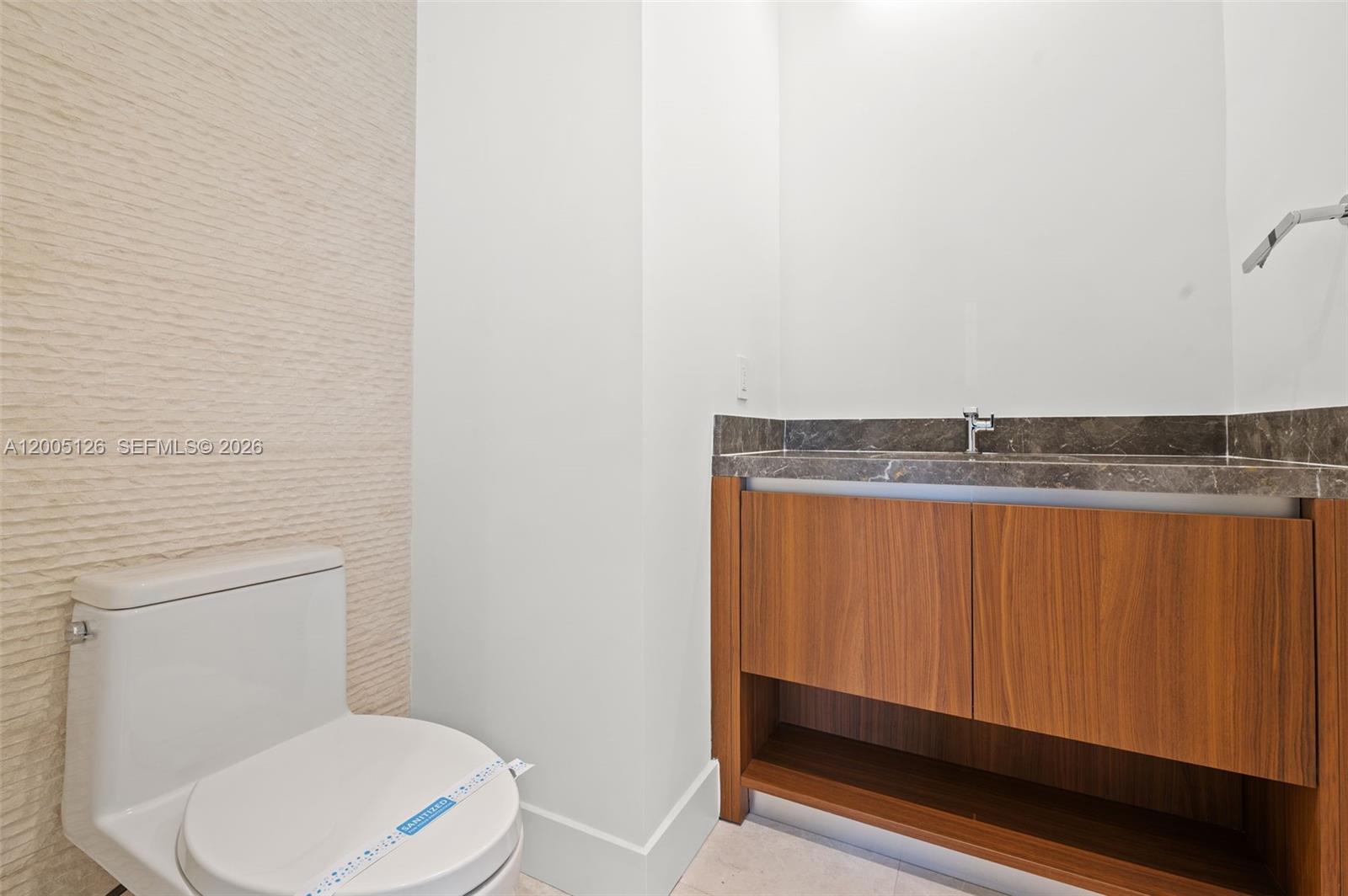 UNA RESIDENCES - Residential