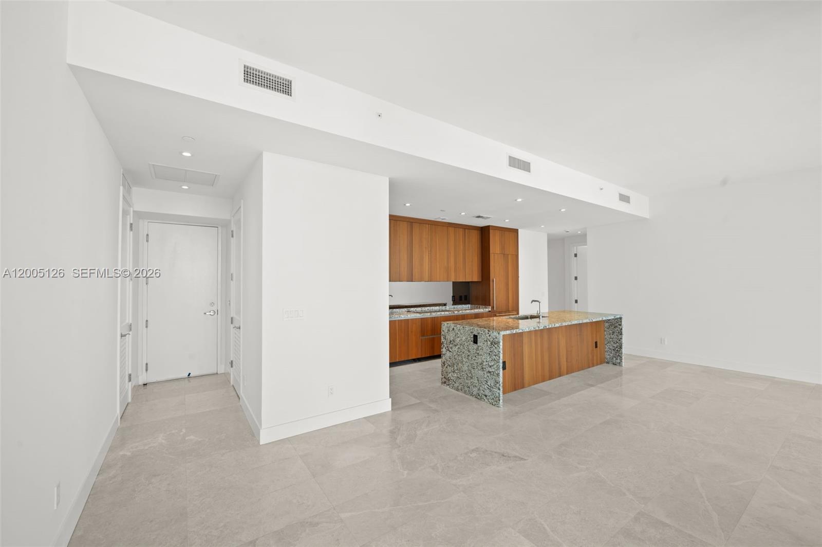 UNA RESIDENCES - Residential