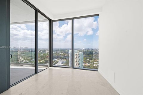 Tiny photo for 175 SE 25 Rd #2604, Miami, FL 33129 (MLS # A12005126)