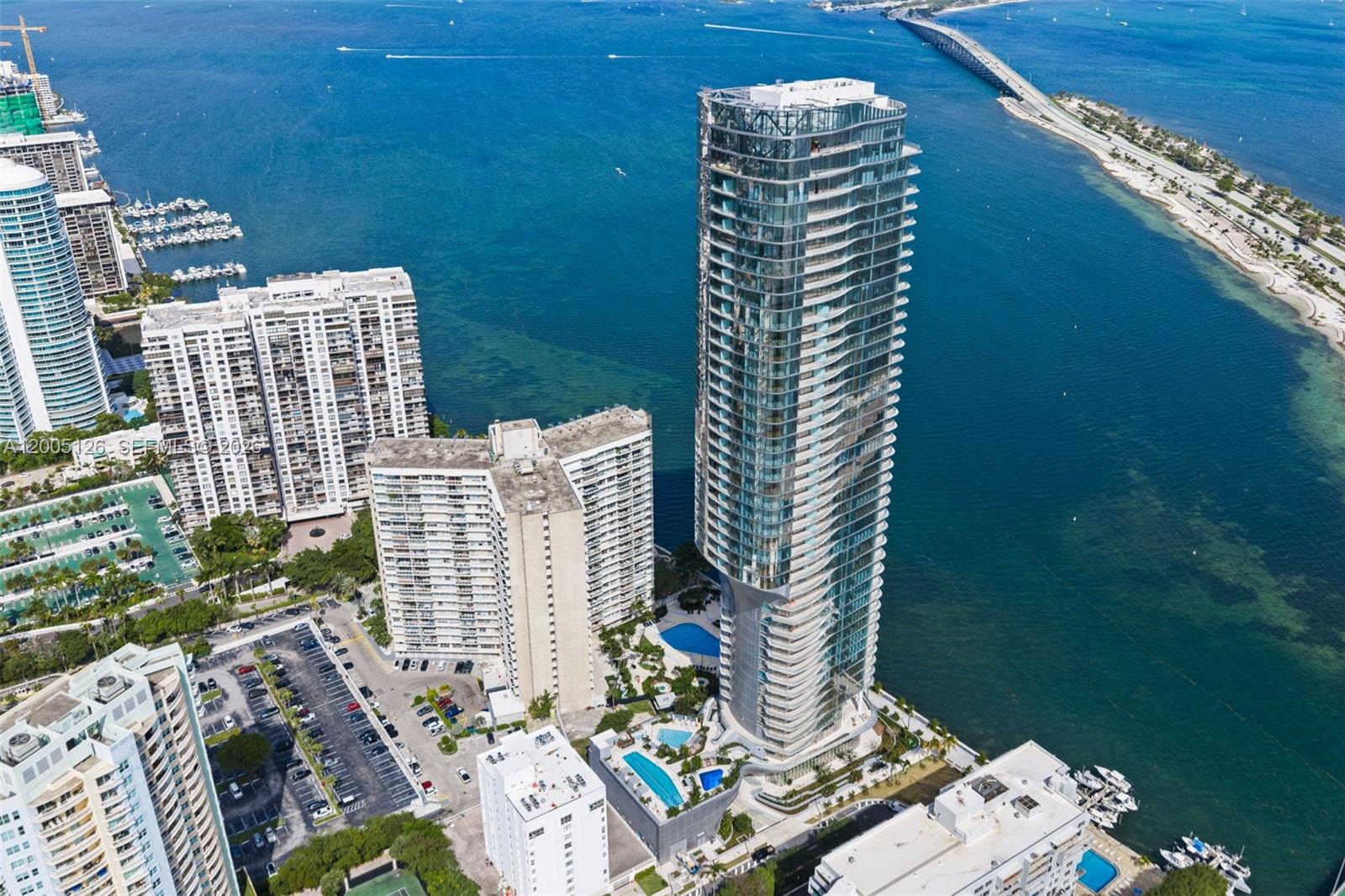 UNA RESIDENCES - Residential