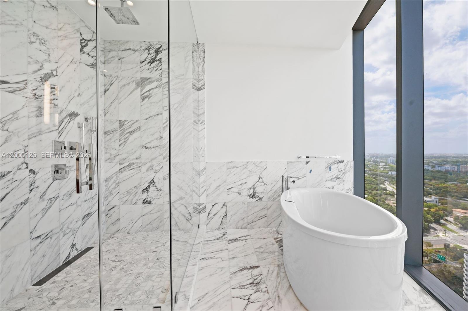 UNA RESIDENCES - Residential