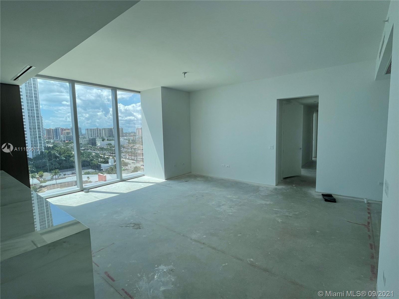 SUNNY ISLES BEACH - Residential