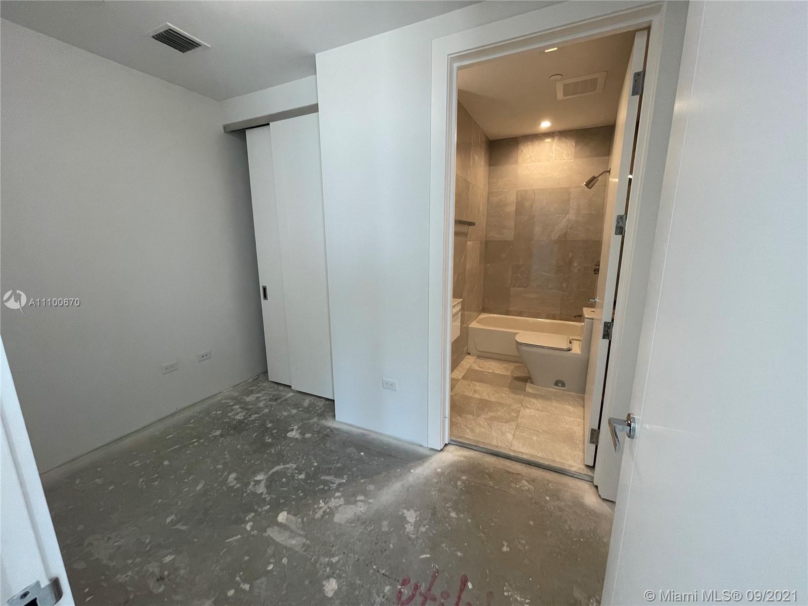 SUNNY ISLES BEACH - Residential