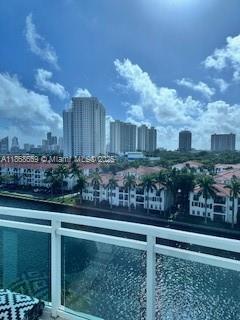 EASTSIDE AT AVENTURA COND - Residential