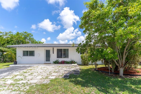 10851 SW 152ND ST, MIAMI, FL 33157 - Image fdaace83e73b69a61be7ea7a577d0ee5/948479351