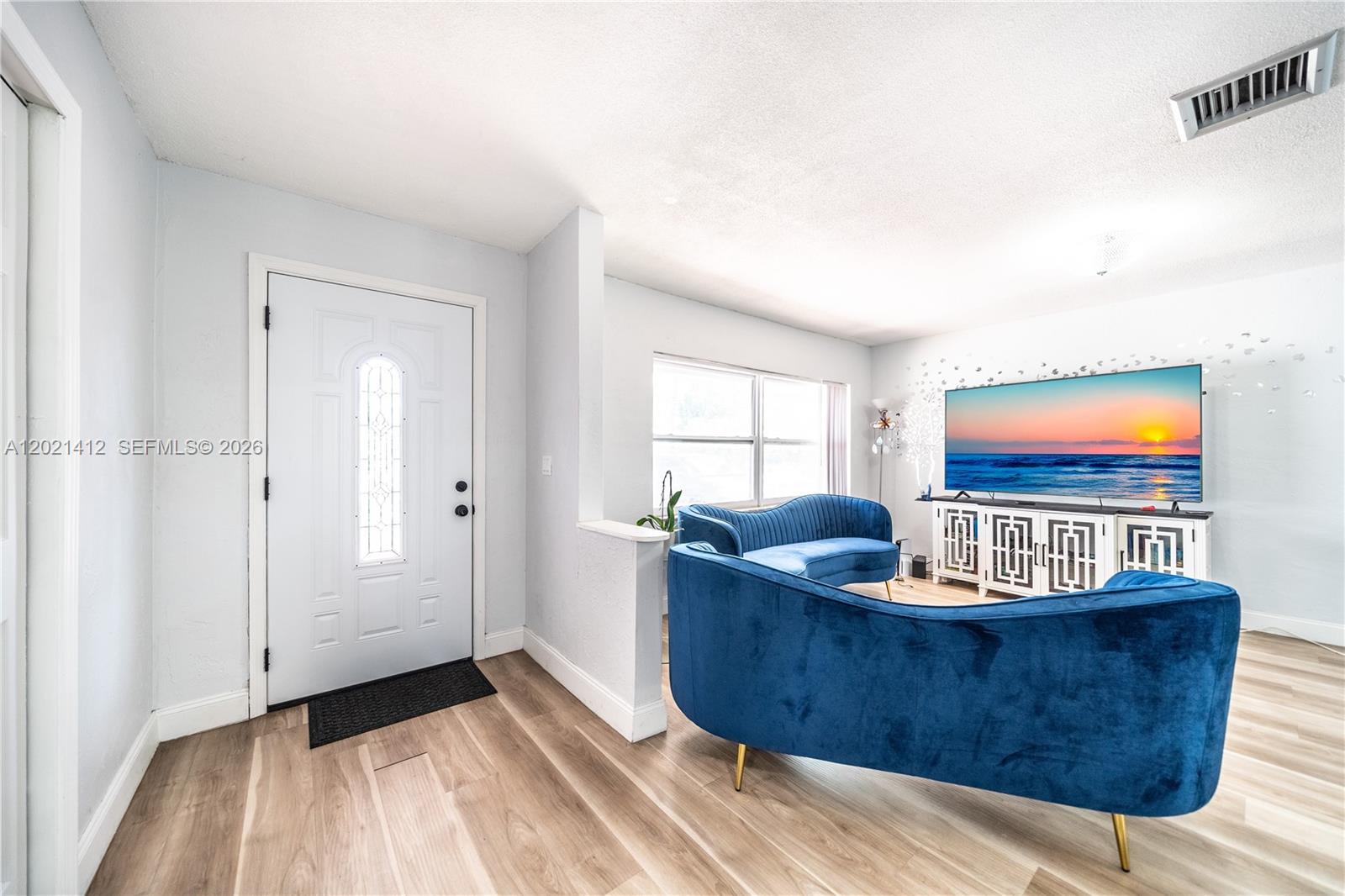 LAUDERDALE LAKES WEST GAT - Residential