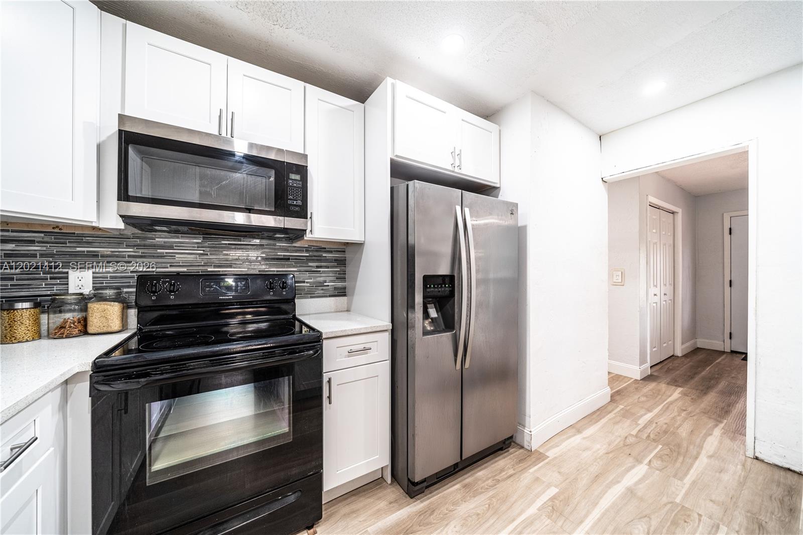 LAUDERDALE LAKES WEST GAT - Residential