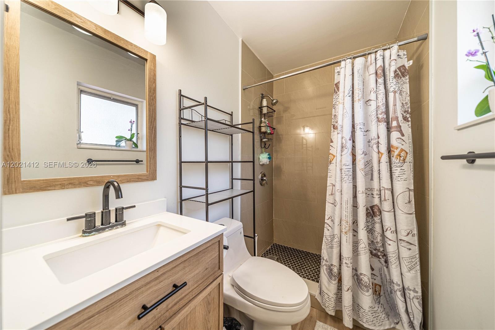 LAUDERDALE LAKES WEST GAT - Residential
