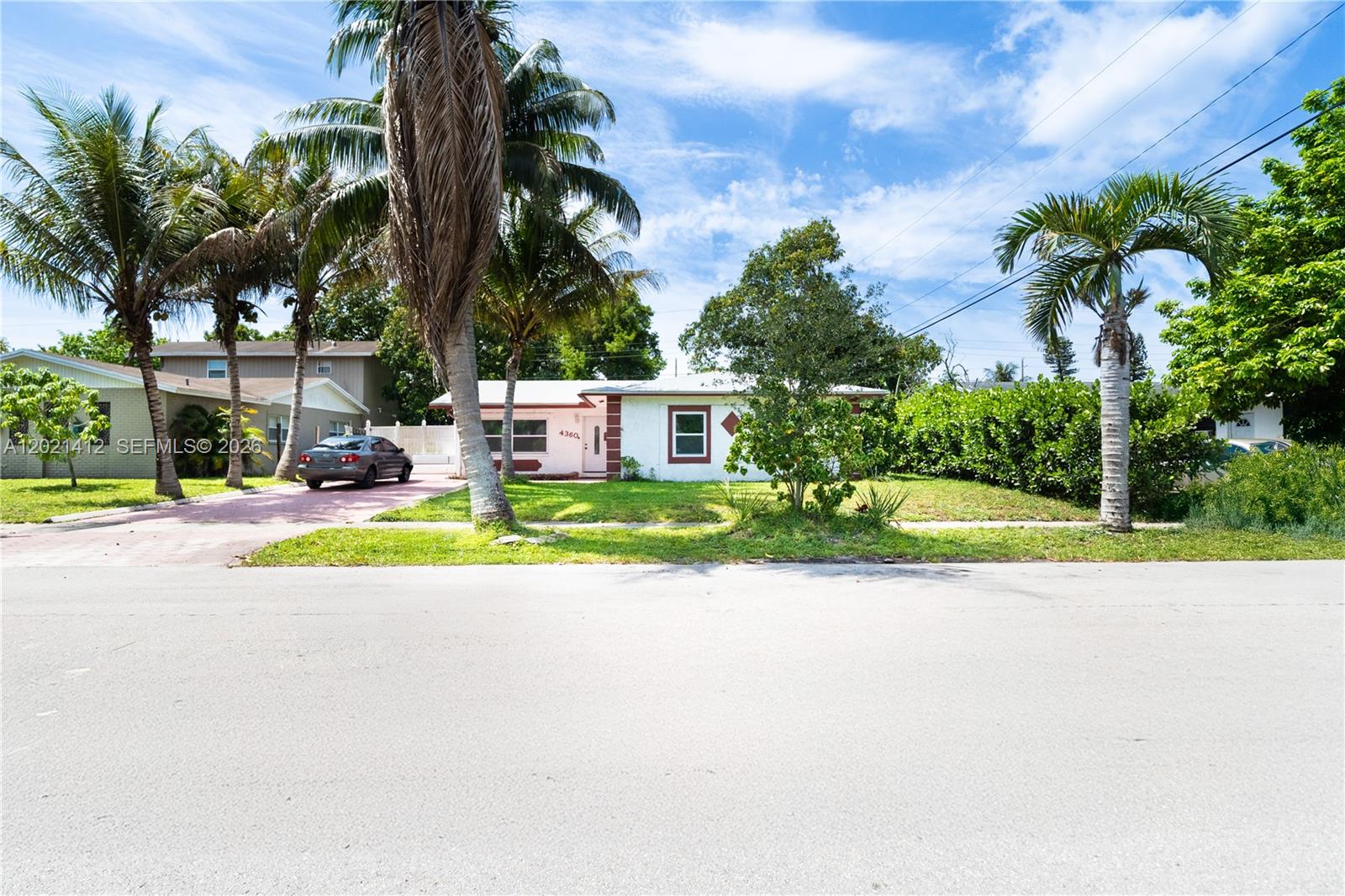 4360 NW 32nd Ct
