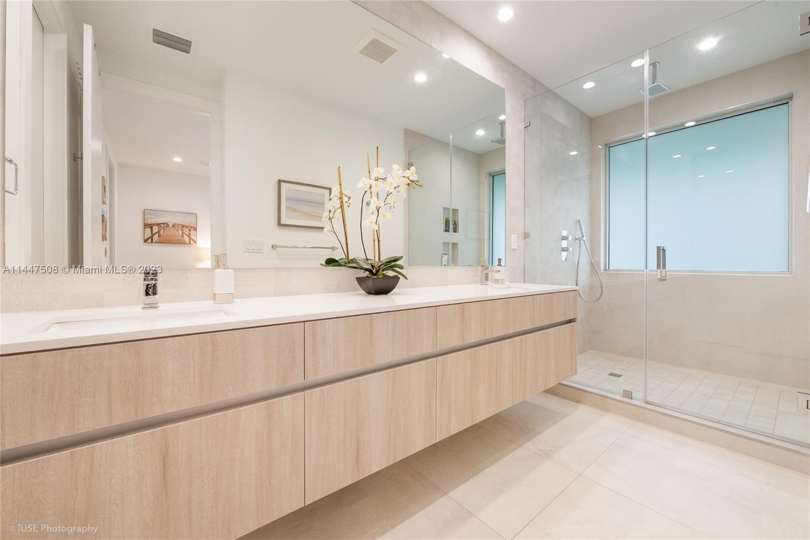 PALMHURST - Residential