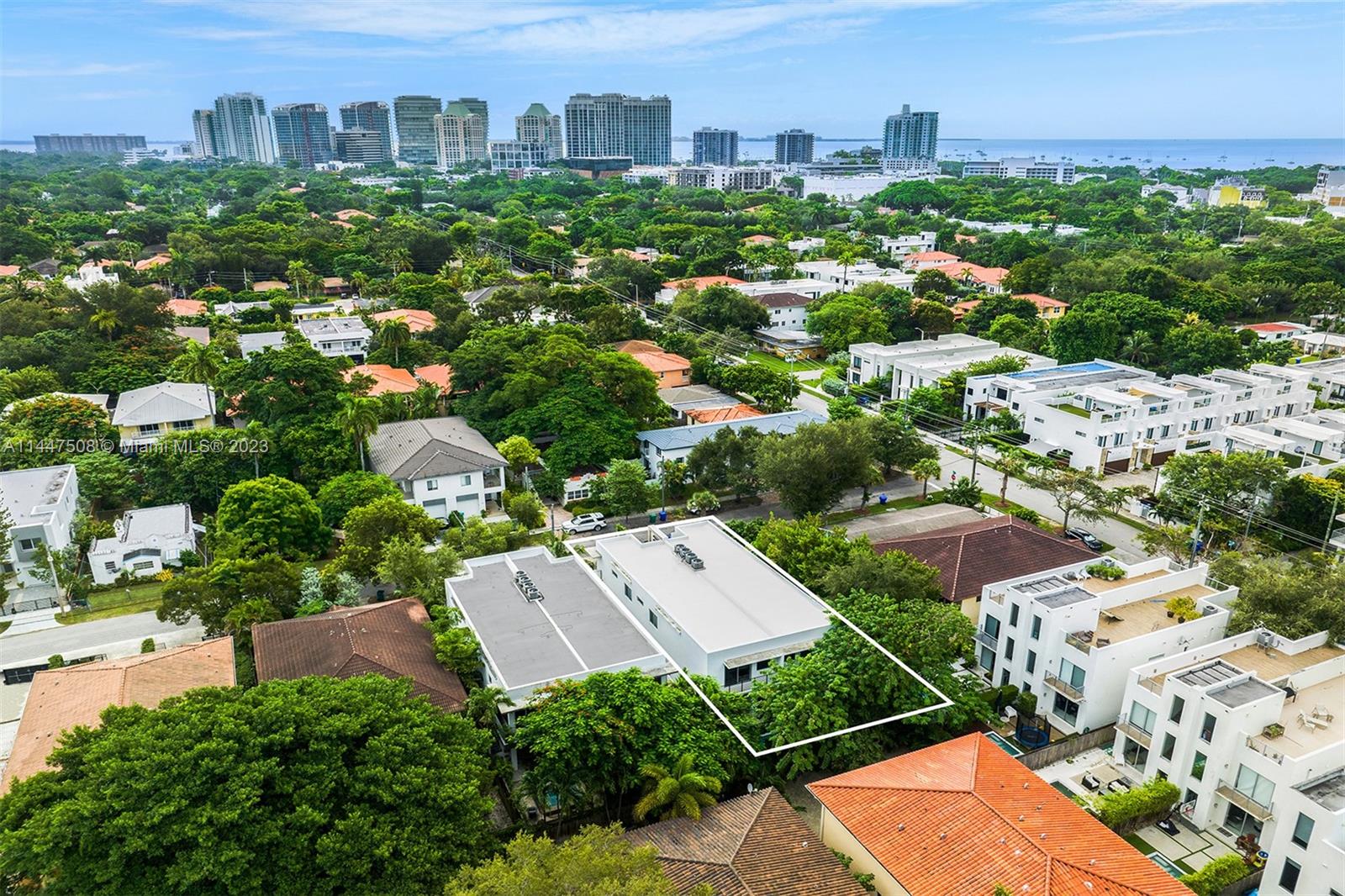 PALMHURST - Residential