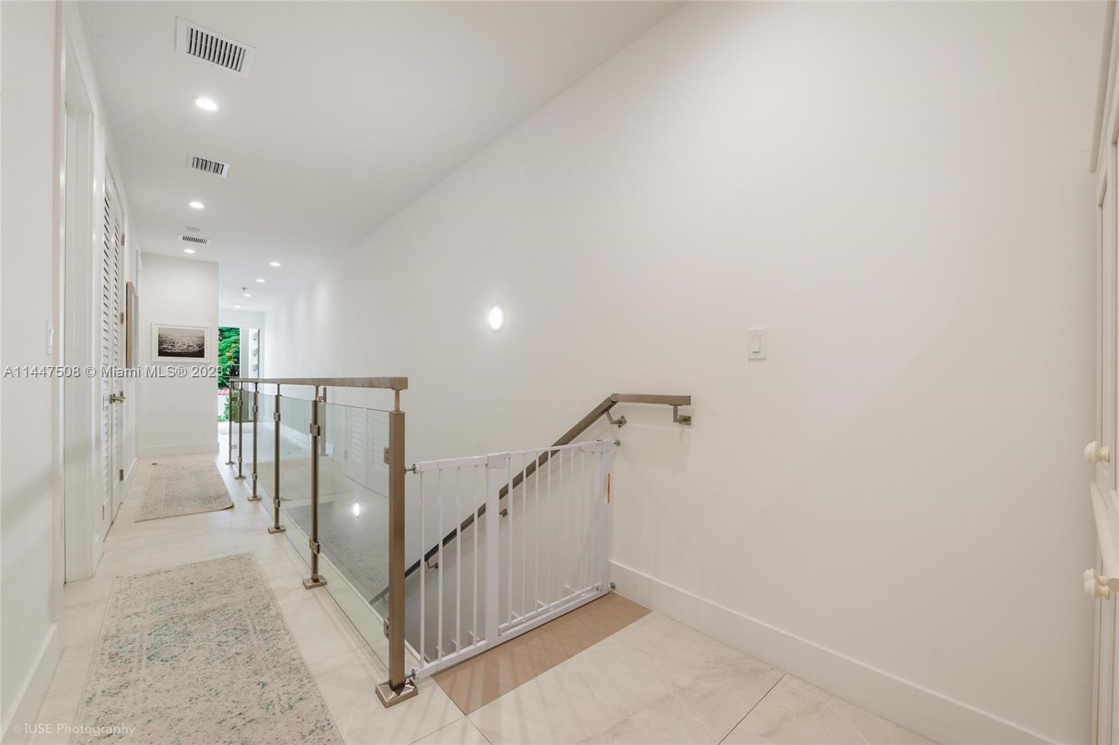 PALMHURST - Residential