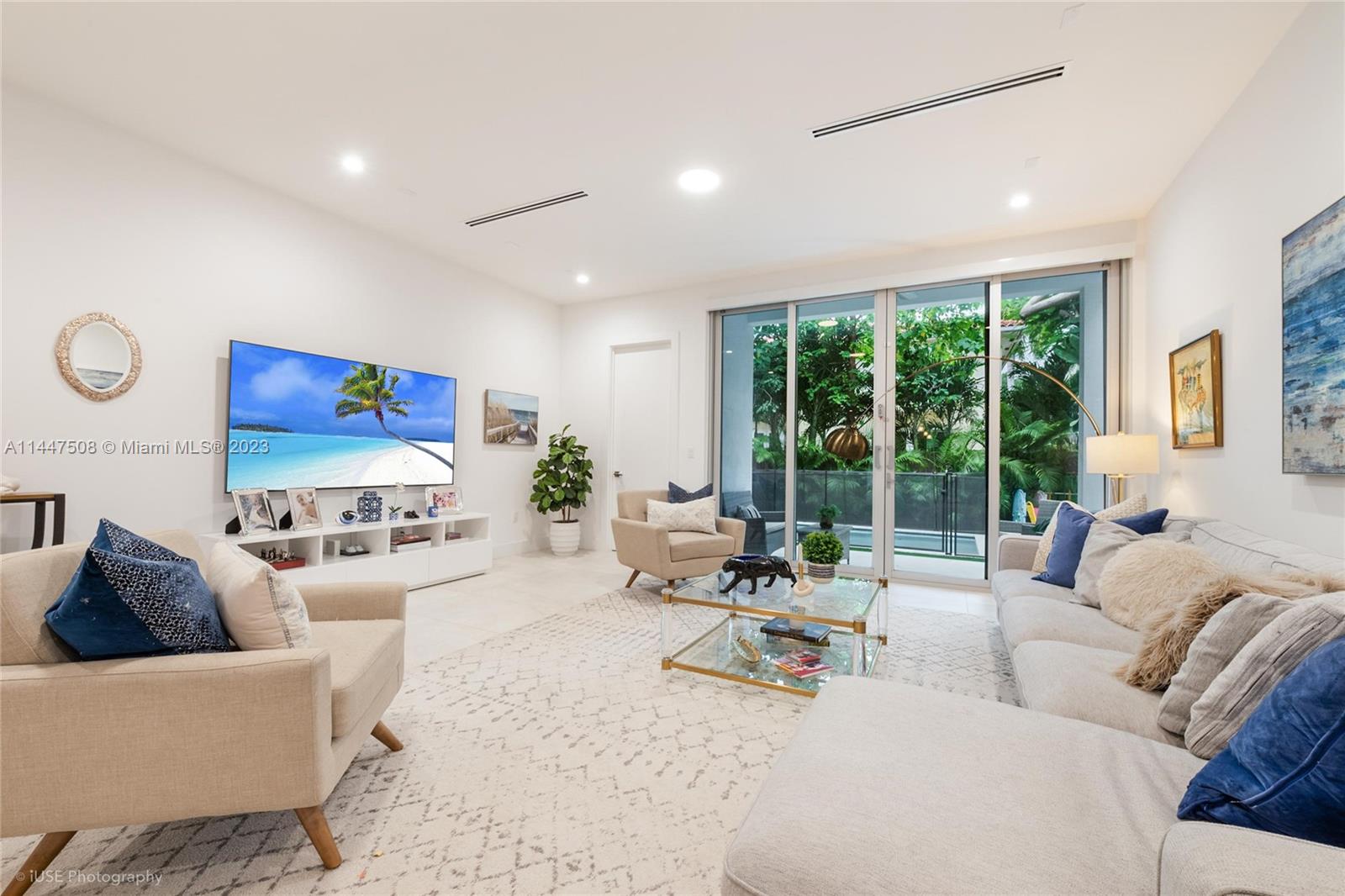 PALMHURST - Residential