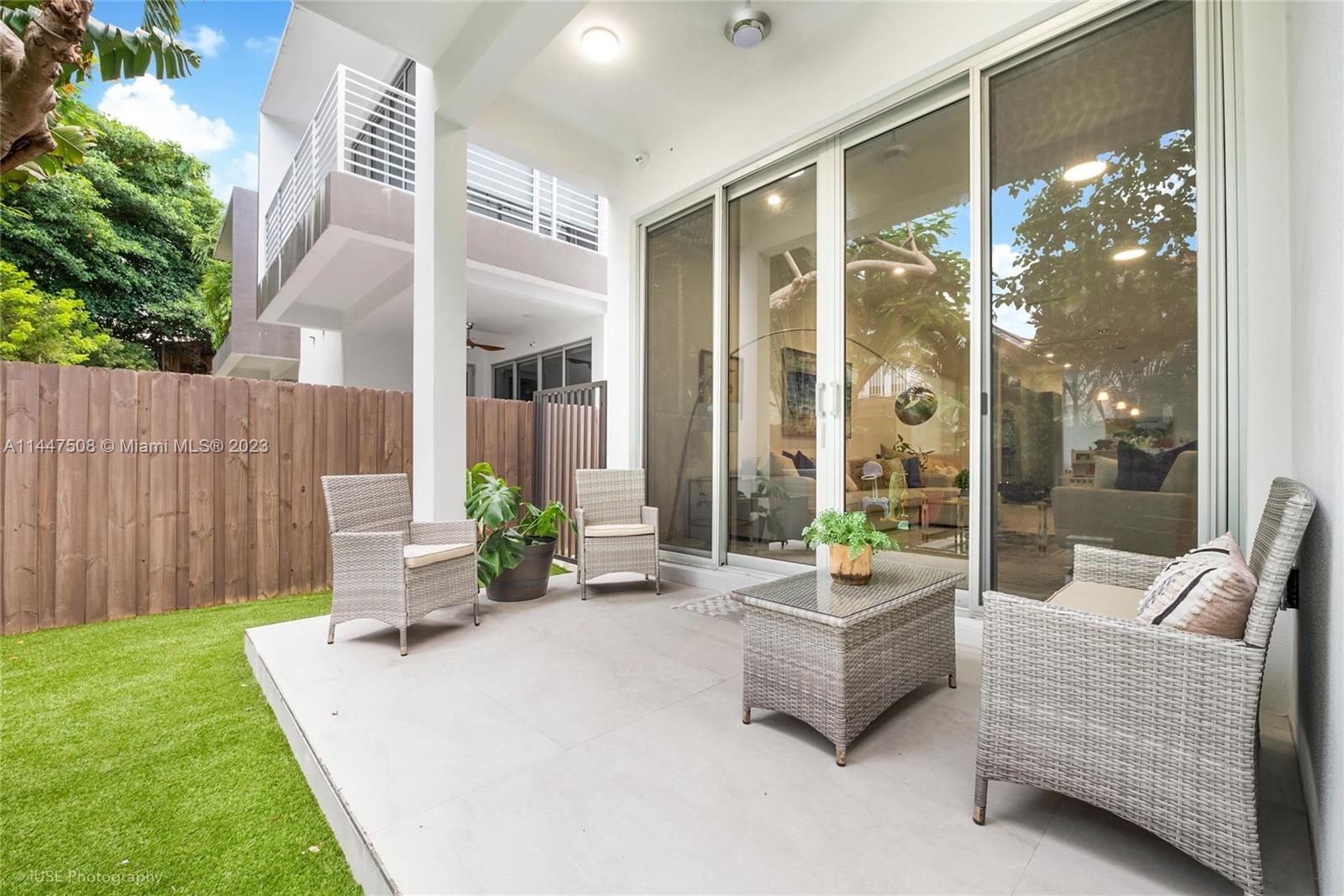 PALMHURST - Residential