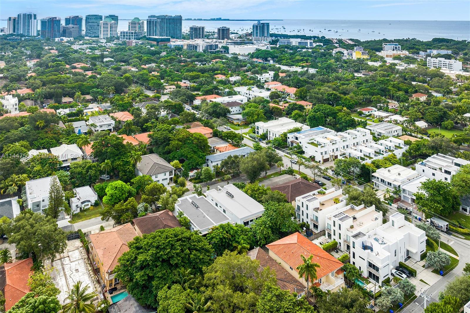 PALMHURST - Residential